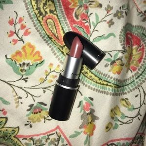 MAC ‘Cocktail Kiss’ Lipstick